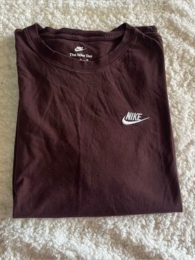 Nike Men's Brown Logo T-Shirt